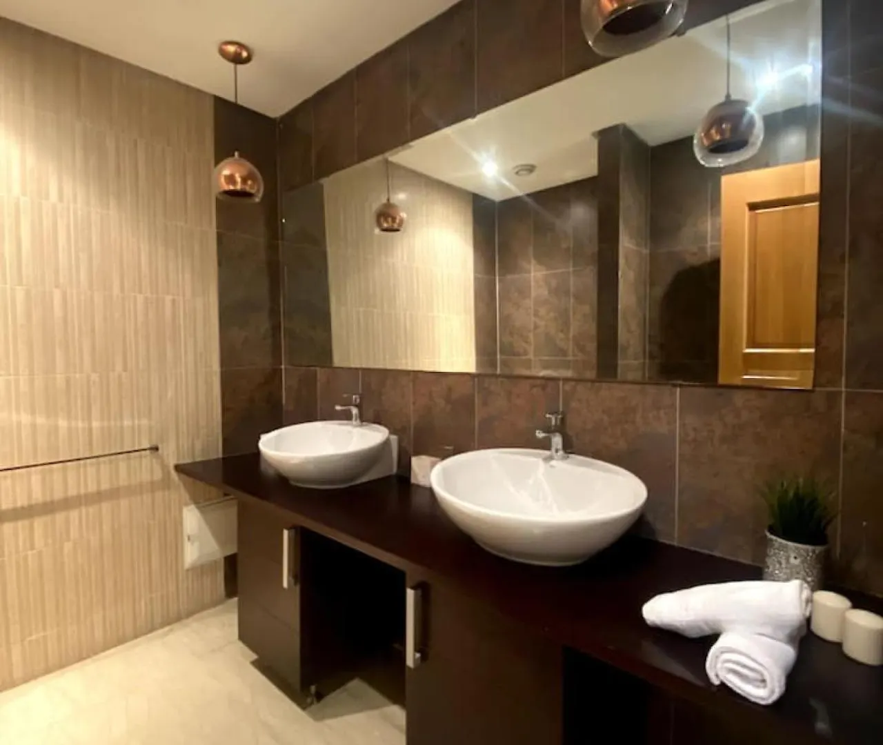 Casablanca 3 Bed Unit In Triangle Dor With Parking Apartment