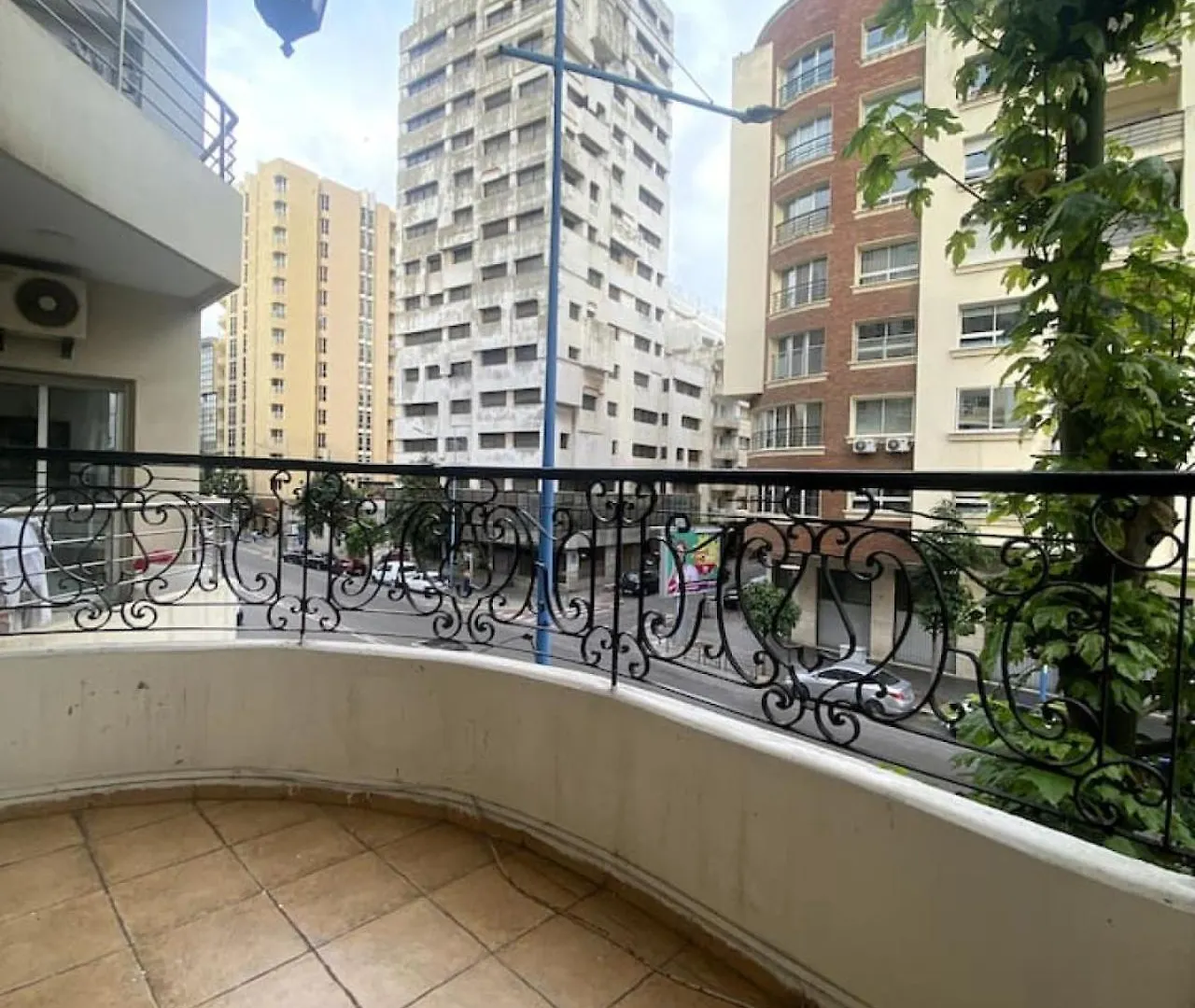 Casablanca 3 Bed Unit In Triangle Dor With Parking Apartment