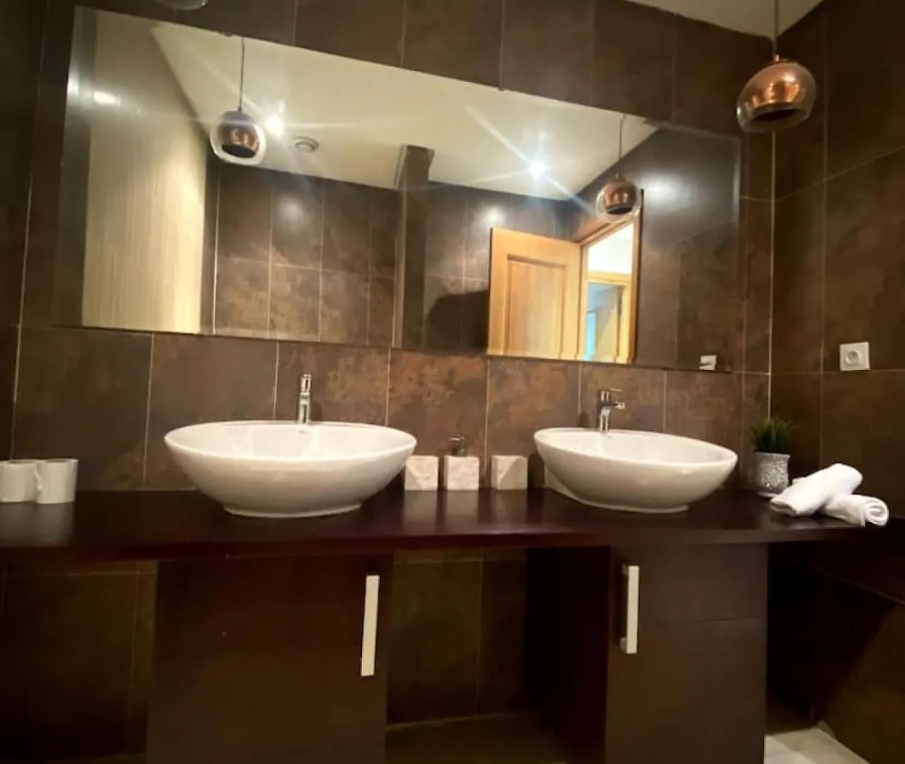Casablanca 3 Bed Unit In Triangle Dor With Parking Apartment 0*,  Morocco