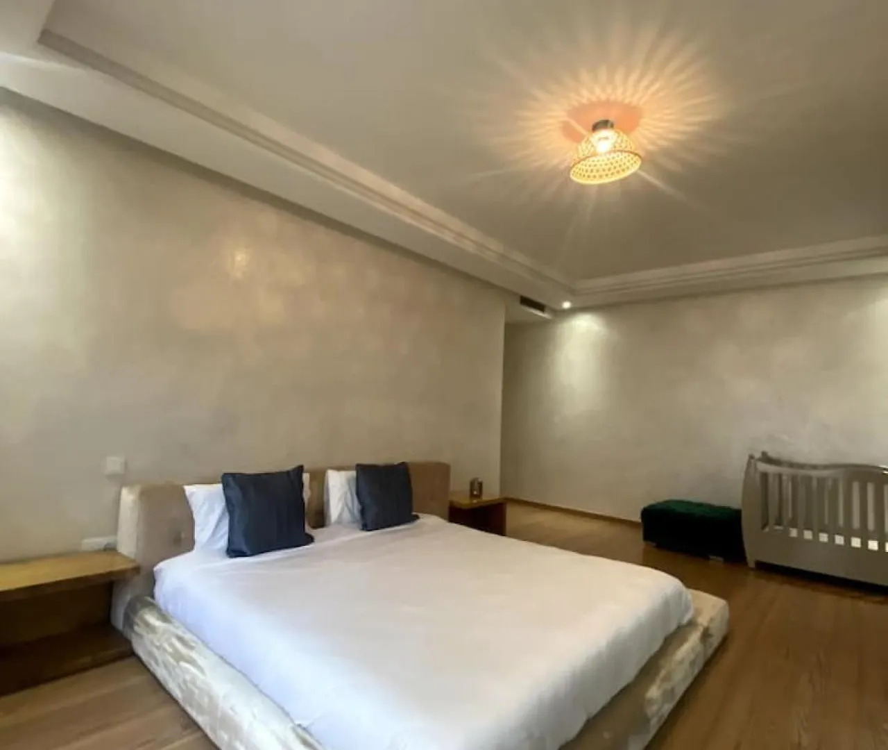 Casablanca 3 Bed Unit In Triangle Dor With Parking Apartment