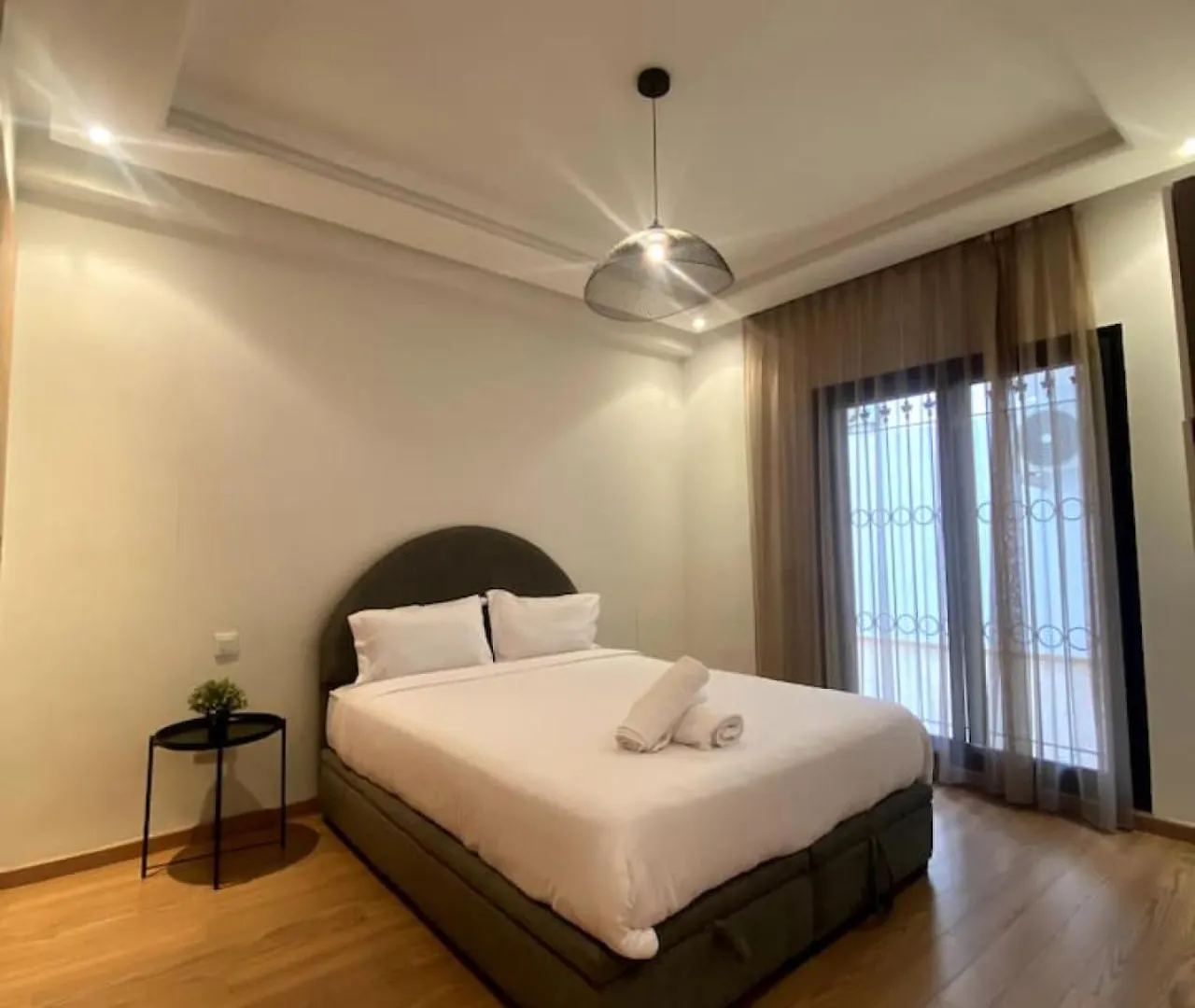 Casablanca 3 Bed Unit In Triangle Dor With Parking Apartment