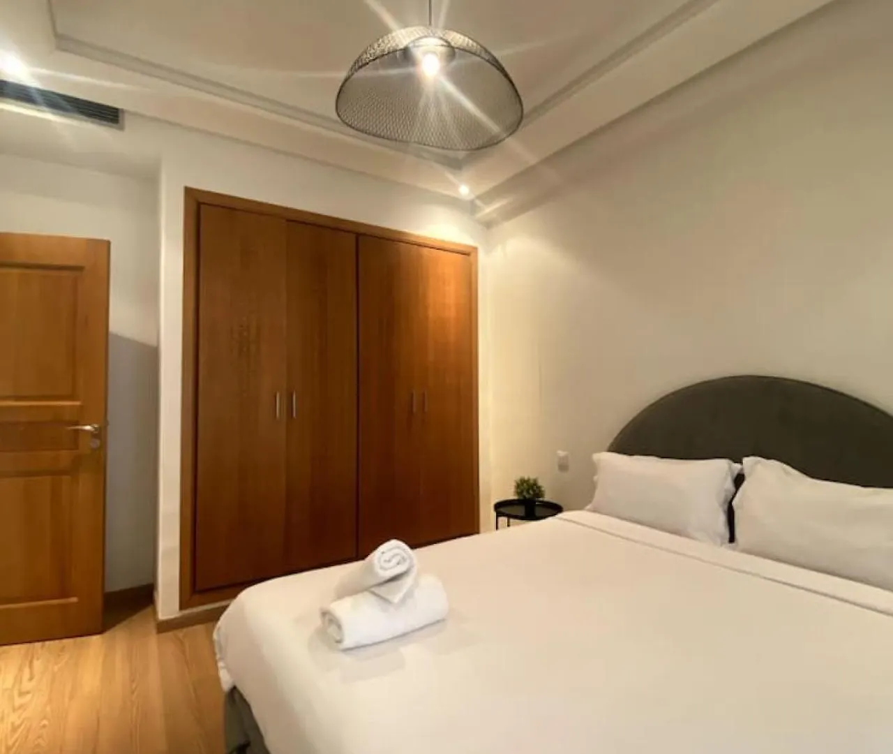 Casablanca 3 Bed Unit In Triangle Dor With Parking Apartment